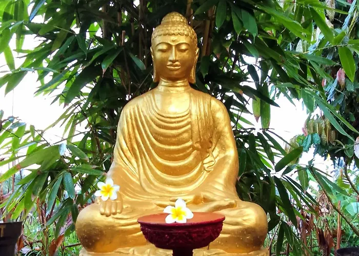 ゲストハウス Bucu Hidden Guest House, And Meditation Center 2*