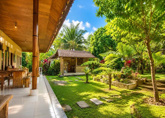 Bucu Hidden Guest House, And Meditation Center ゲストハウス 2*